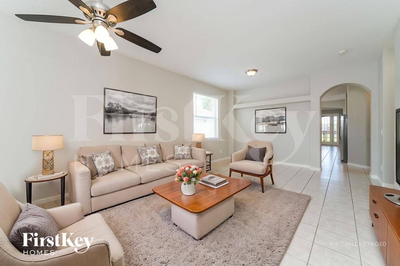 1506 Nestlewood Trl - Photo 3 of 19