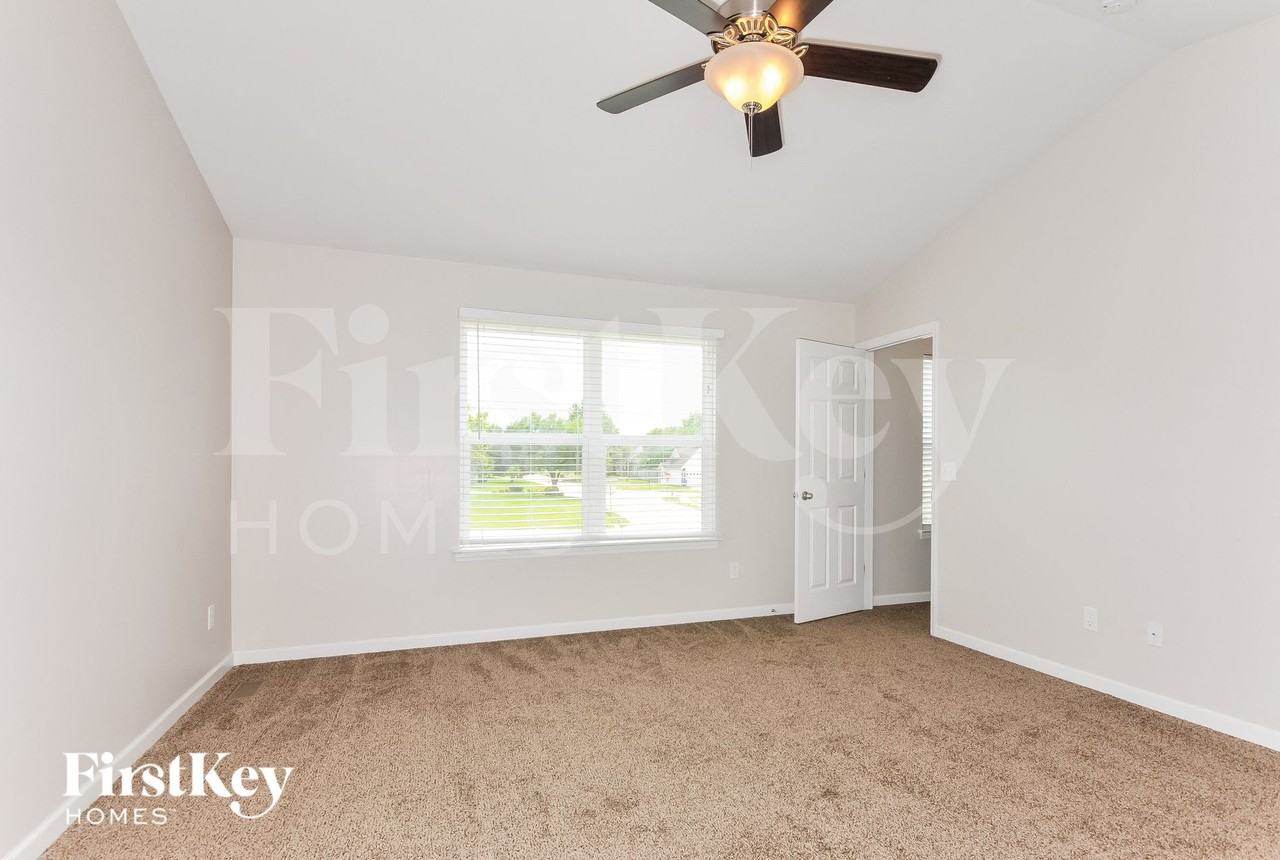 135 Berry Manor Cir - Photo 7 of 15