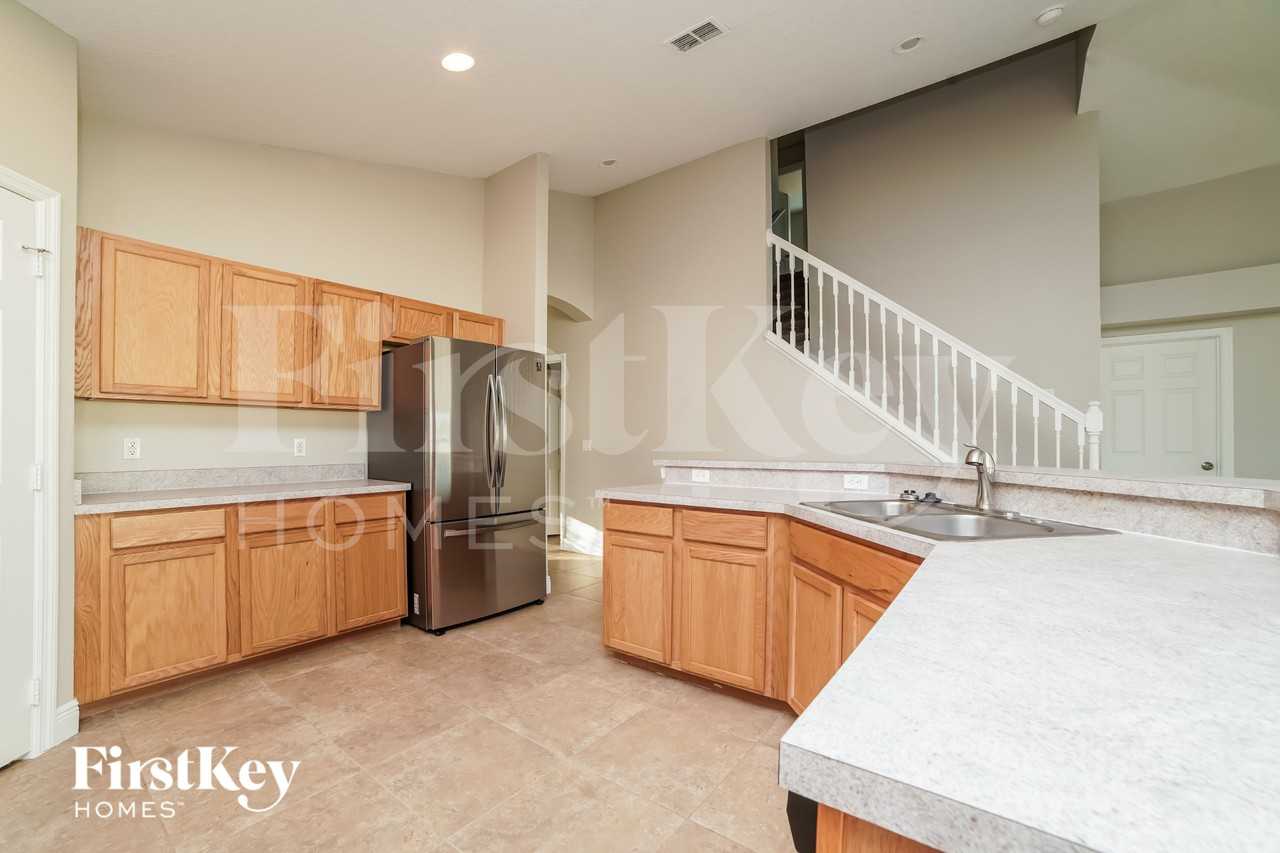 2630 Sunningdale Dr - Photo 7 of 17