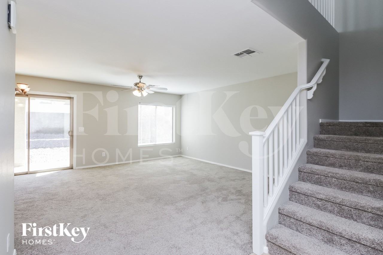 39405 N Marla Cir - Photo 3 of 16