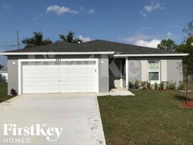 561 Se Brookside Ter - Photo 1 of 1