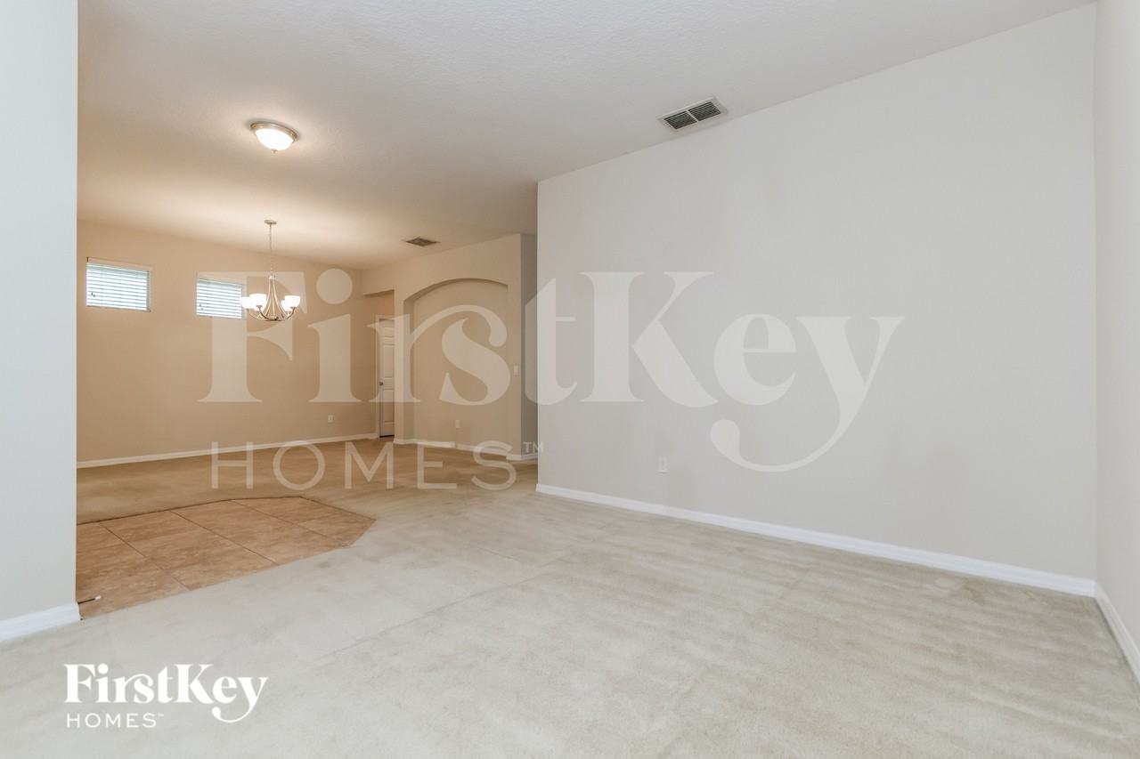 5457 Gemgold Ct - Photo 3 of 16