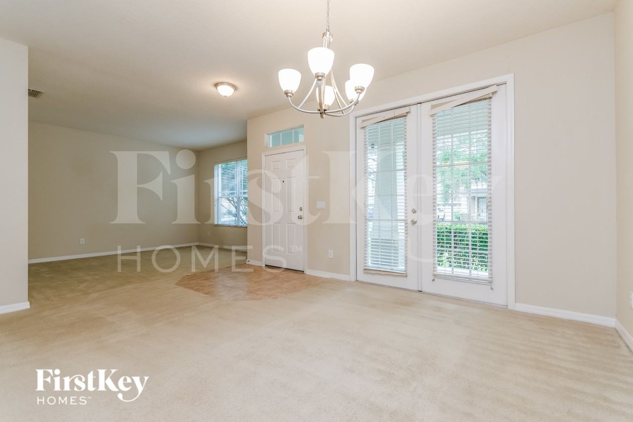 5457 Gemgold Ct - Photo 4 of 16