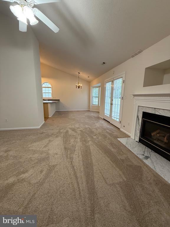 11707 Collinwood Ct - Photo 3 of 16