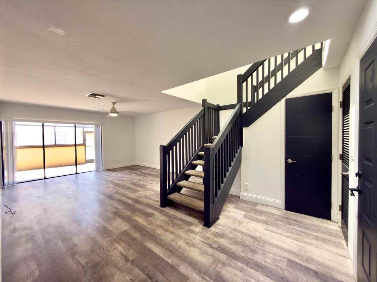11698 Nw 20th Dr - Photo 3 of 39