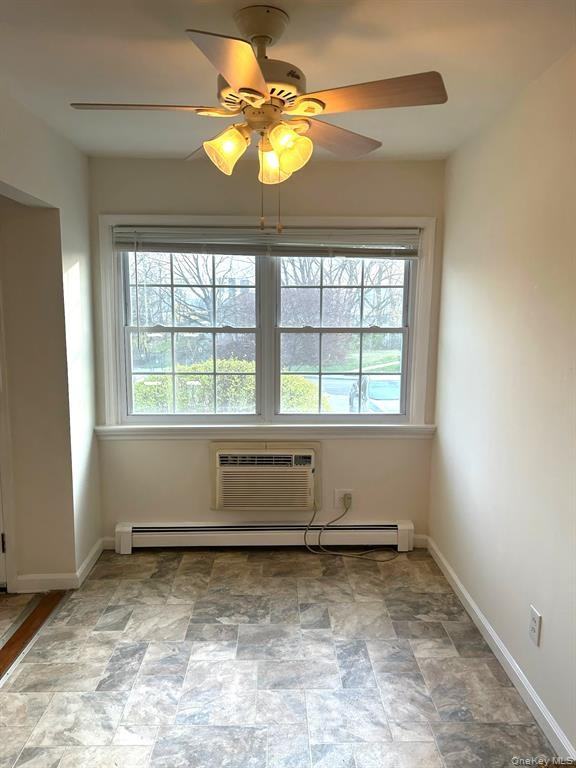 8 Colonial Rd - Photo 6 of 10