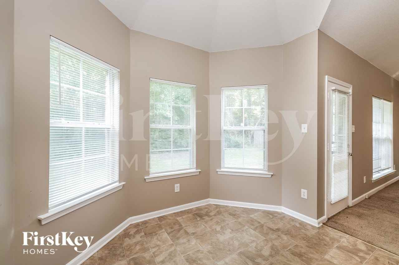 3931 Neyland Valley Dr - Photo 4 of 16