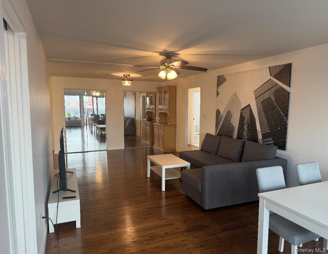 235 W Park Ave ##308 - Photo 7 of 40