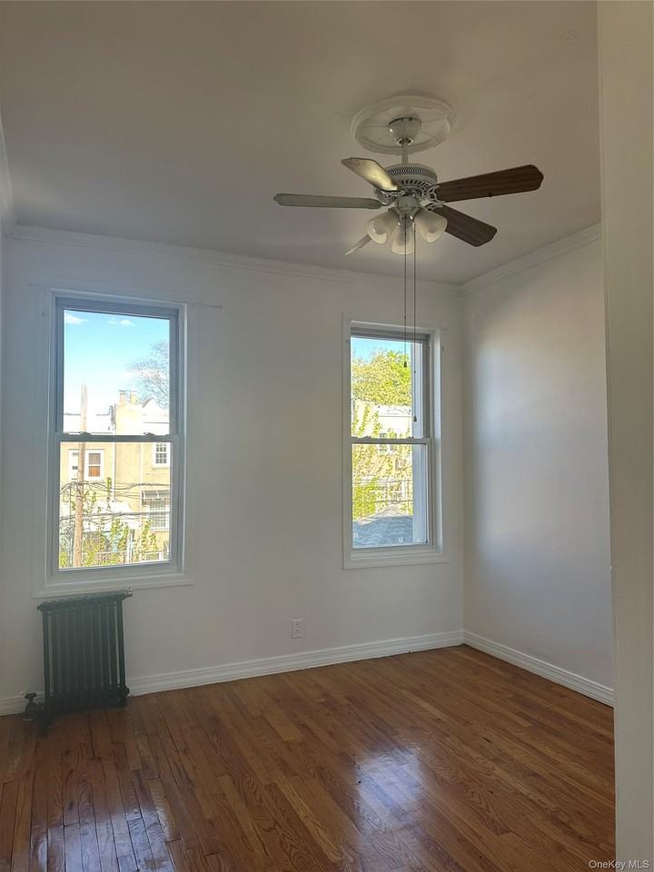 3011 85th St ##2 - Photo 4 of 18