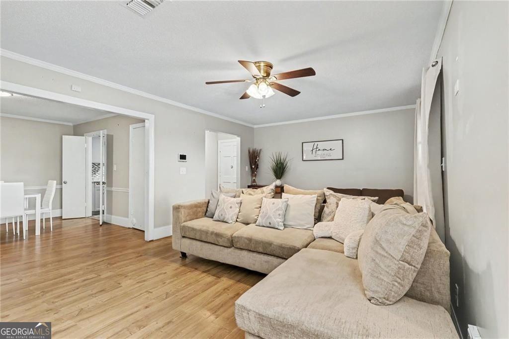 129 Rue Fontaine - Photo 6 of 27