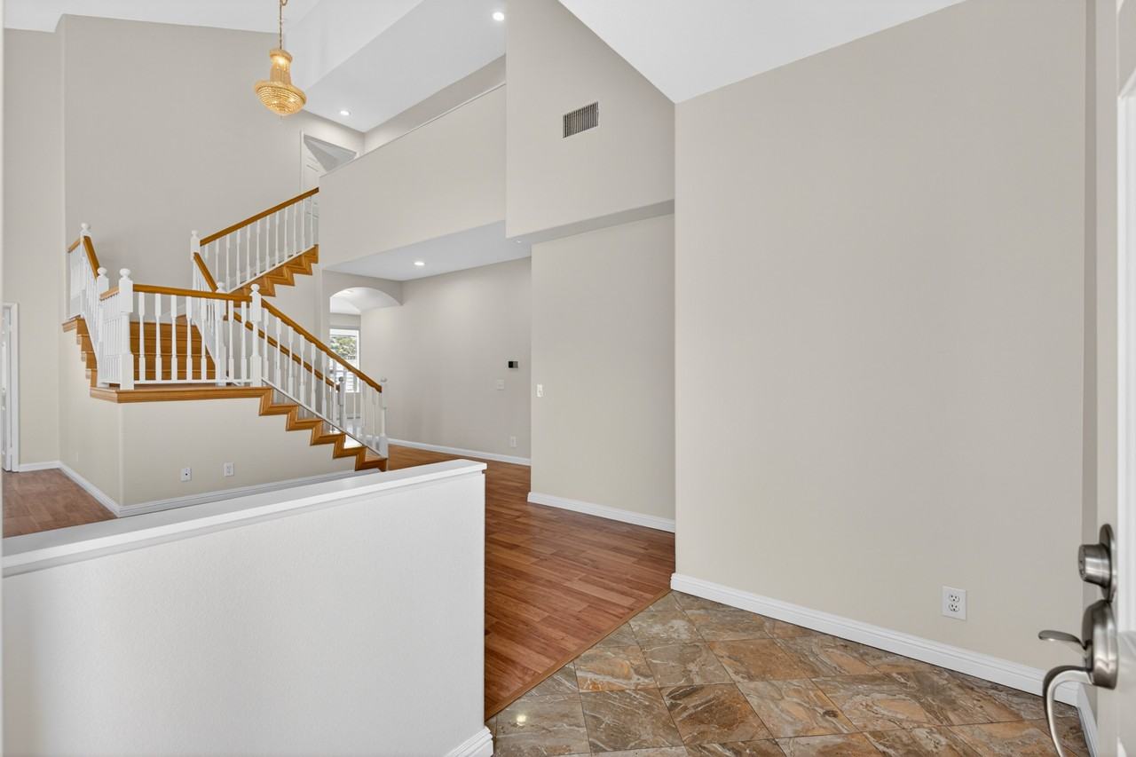 19923 Mid Pines Ln - Photo 4 of 50
