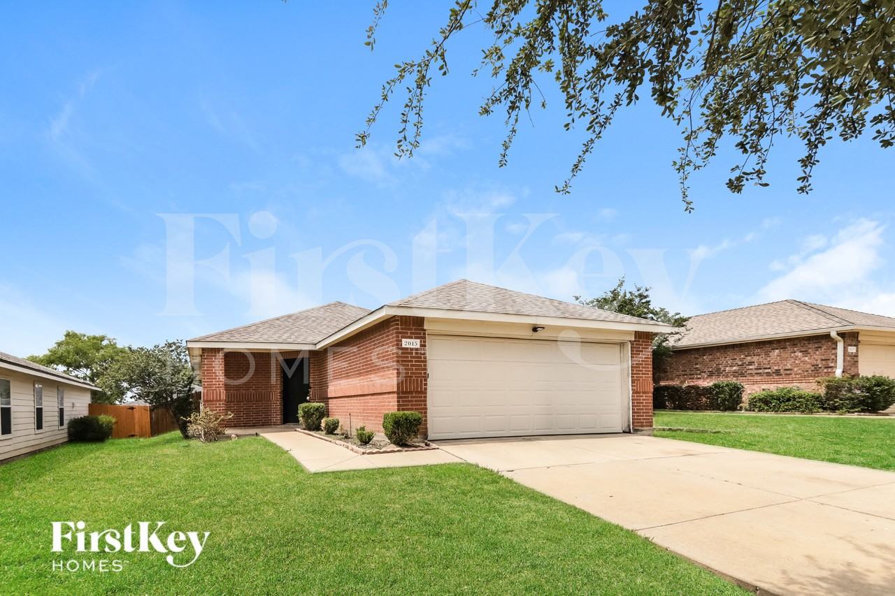2015 Angel Way - Photo 2 of 19