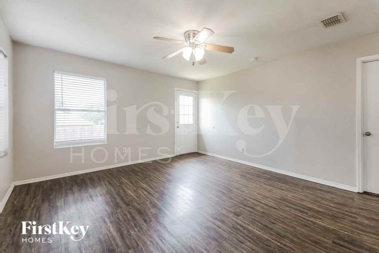 2015 Angel Way - Photo 5 of 19