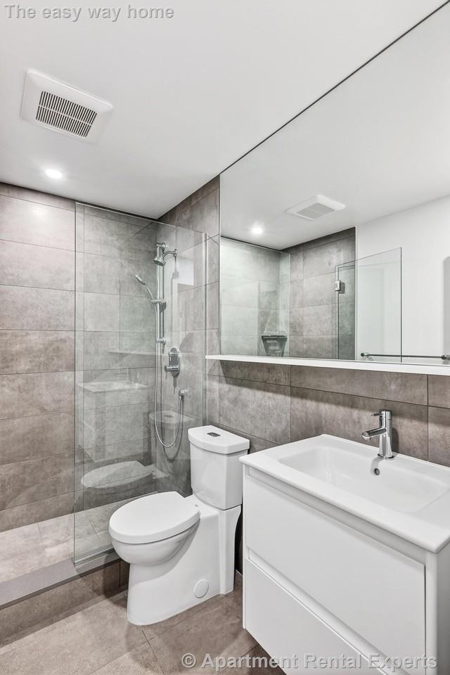162 Summer St #14 - Photo 3 of 4
