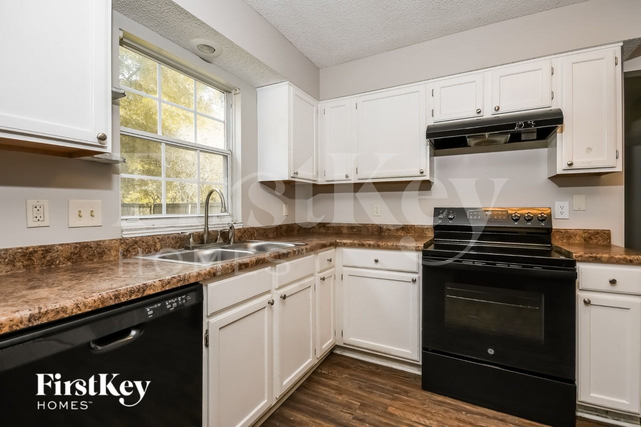 160 Danzid Dr - Photo 5 of 17