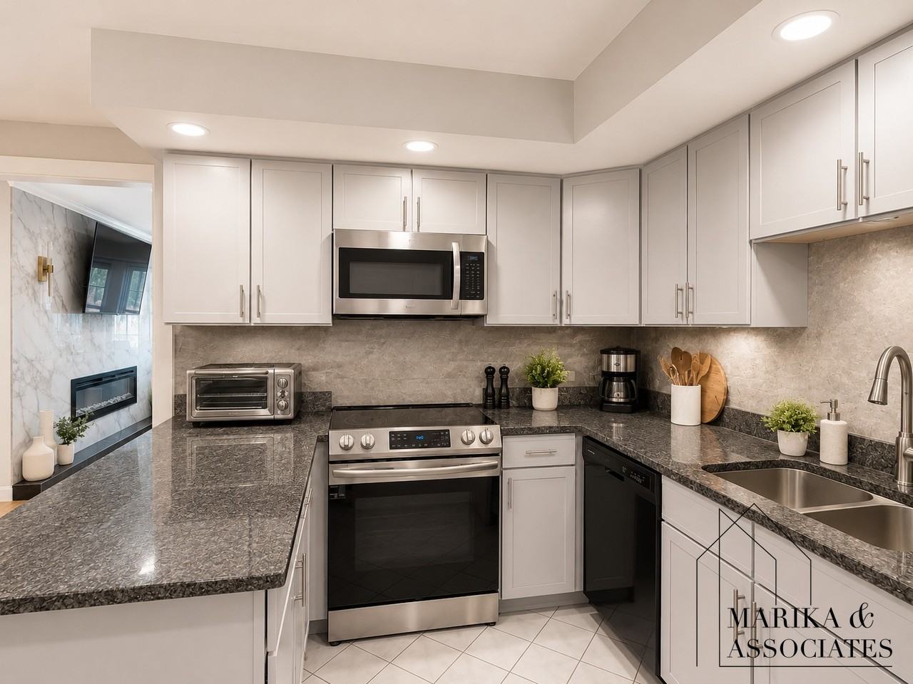 17 Hammond Pond Pkwy #1 - Photo 3 of 17