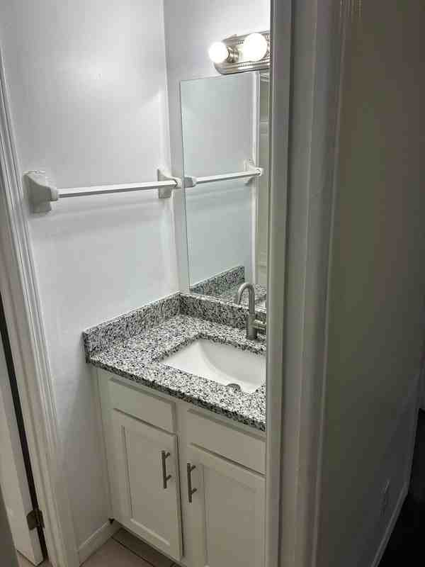 5640 Ansley St #106 - Photo 6 of 21