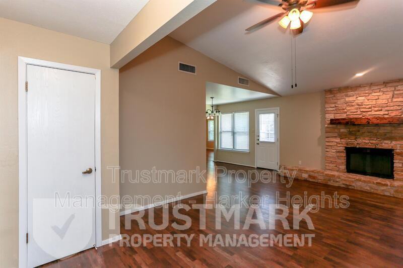 1230 Preswick Cir - Photo 2 of 25
