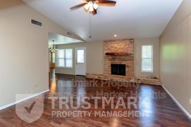1230 Preswick Cir - Photo 3 of 25