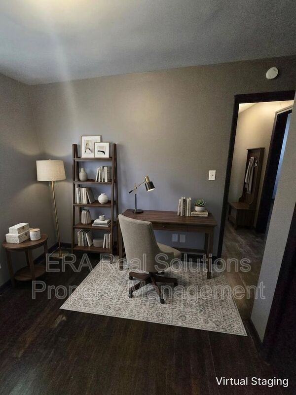 375 S Burgess Ave - Photo 3 of 13
