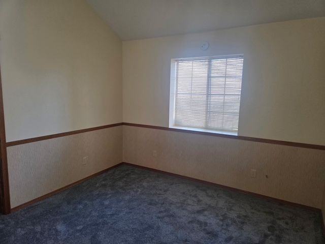 158 Leonard Ln - Photo 7 of 28