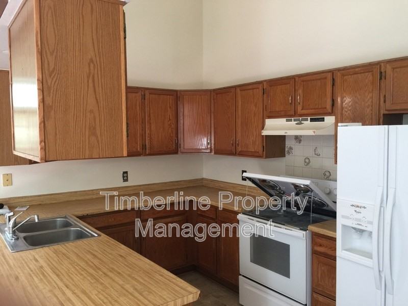 8749 Bellcove Cir - Photo 6 of 15