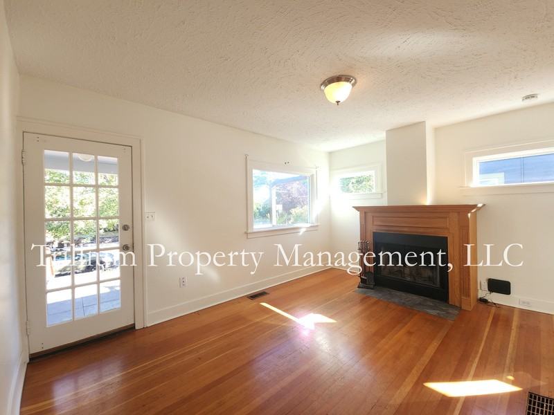 6425 N Curtis Ave - Photo 3 of 22