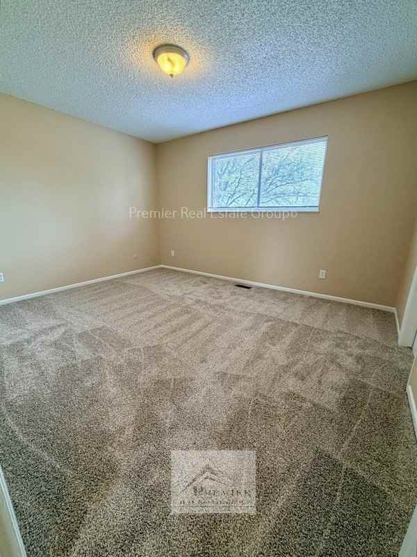 6156 Del Paz Dr - Photo 6 of 11