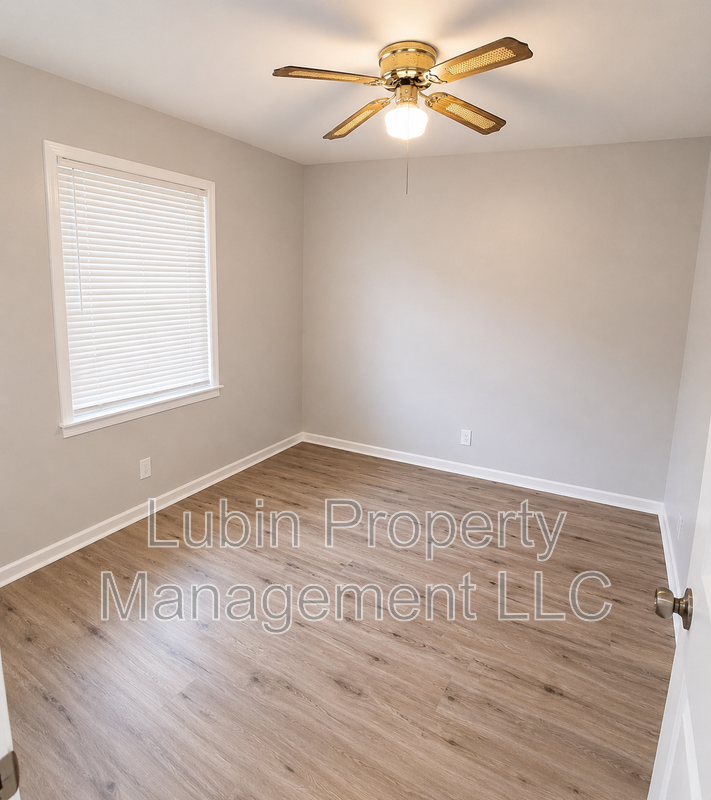 2879 Overton Crossing St - Photo 2 of 8