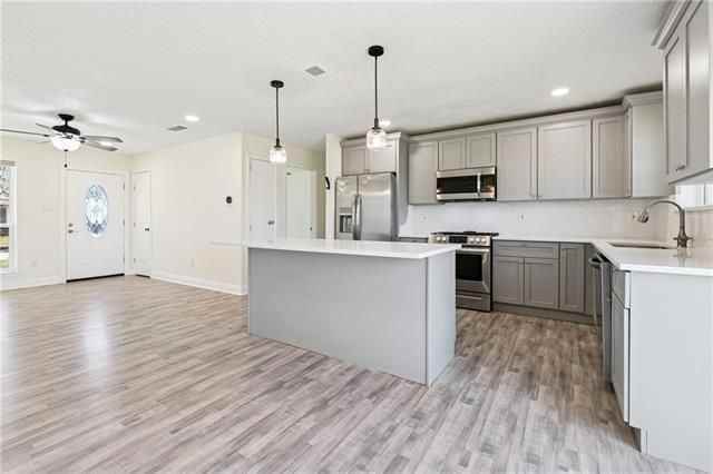 5068 Lyons Ct - Photo 2 of 3