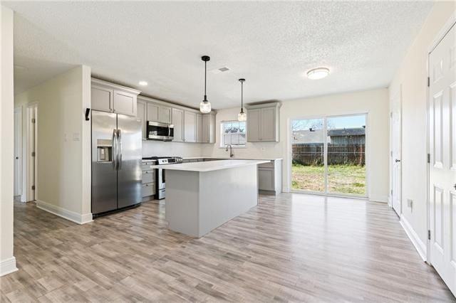 5068 Lyons Ct - Photo 3 of 3