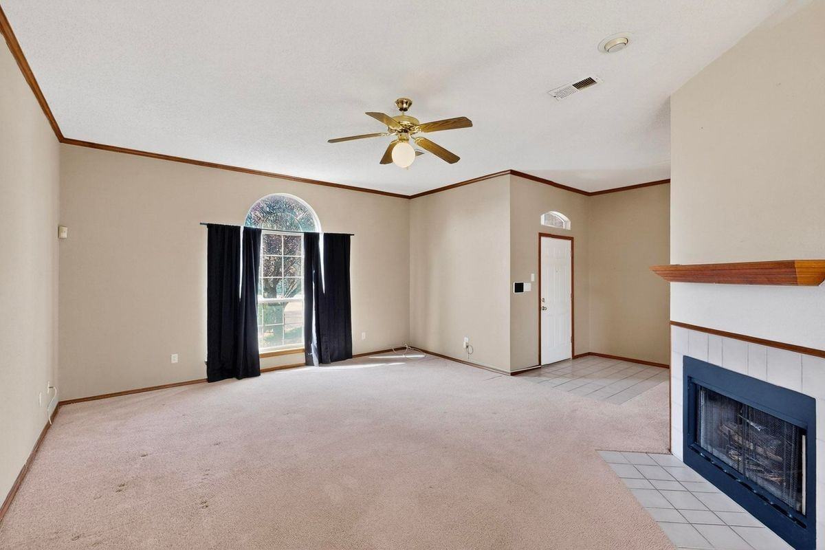 10331 Hackamore Pl Sw - Photo 3 of 9
