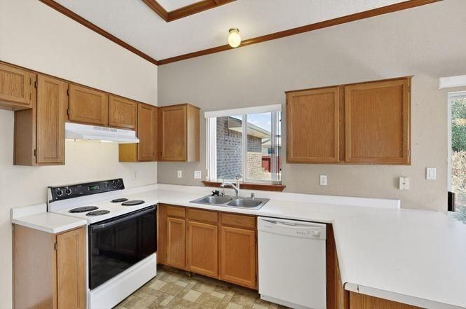 10331 Hackamore Pl Sw - Photo 4 of 9