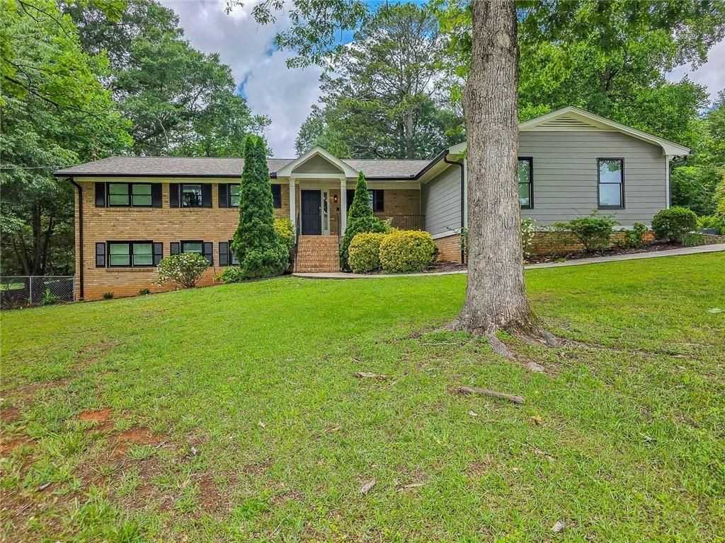 771 Mockingbird Ln - Photo 3 of 45