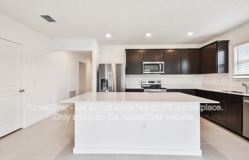 10826 Sapphire Breeze Cv - Photo 2 of 9
