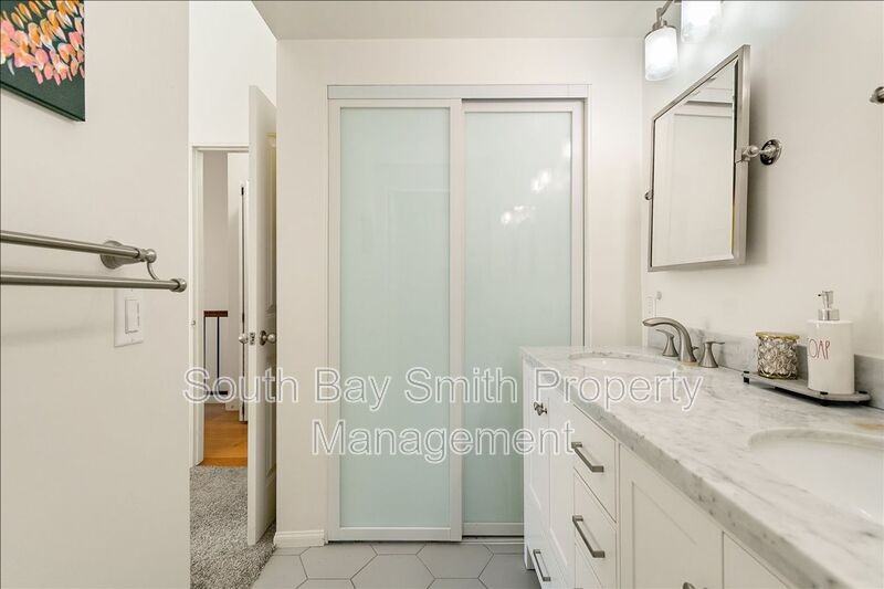 231 N Broadway #2 - Photo 7 of 38