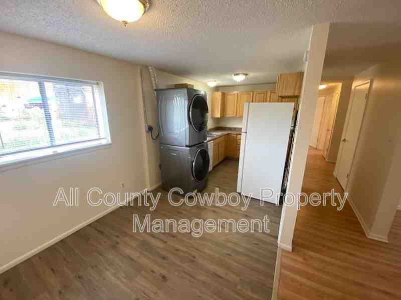 704 Ferris Ct #3 - Photo 3 of 9