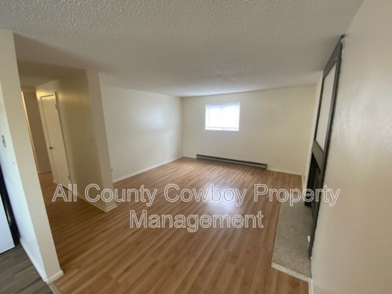 704 Ferris Ct #3 - Photo 4 of 9