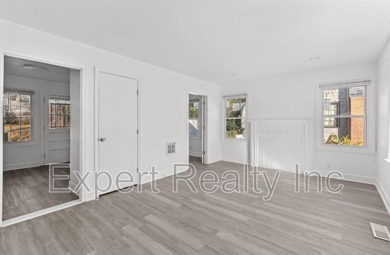 9036 Beverly Dr N - Photo 3 of 11