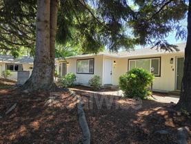 1101 Ne Minnehaha St #G - Photo 1 of 1