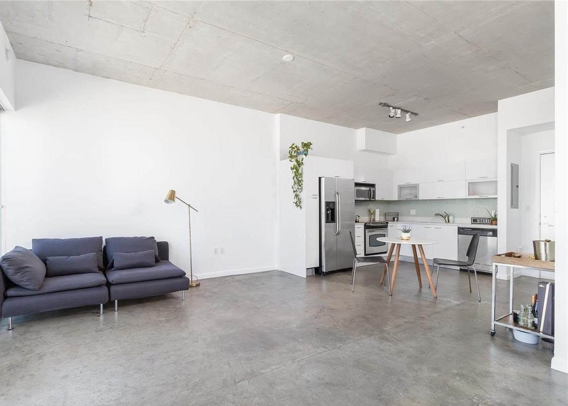133 Ne 2nd Ave #2203 - Photo 5 of 17