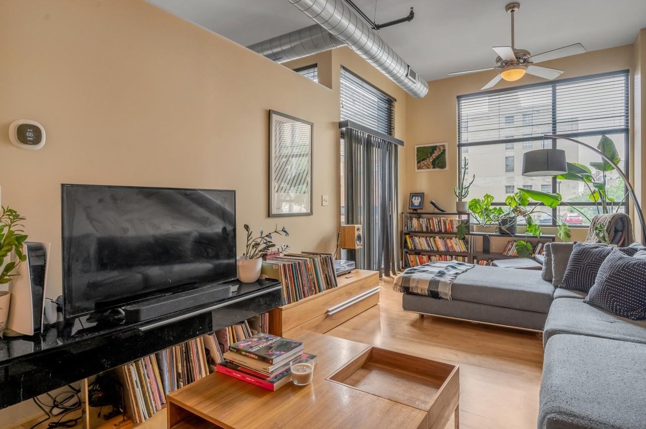 121 N Martin Luther King Blvd #102 - Photo 5 of 16