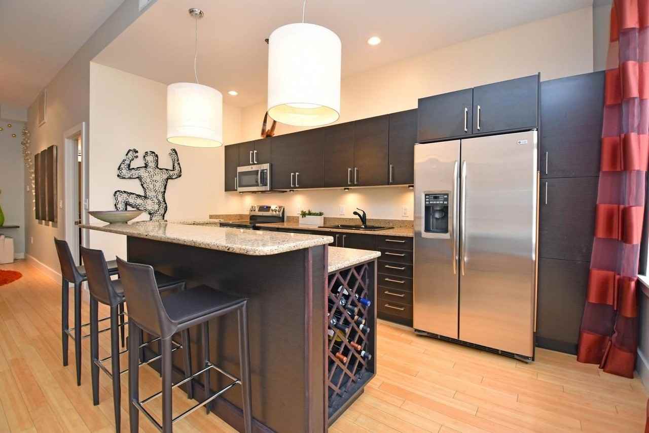 15 W 4th St #409 - Photo 5 of 19