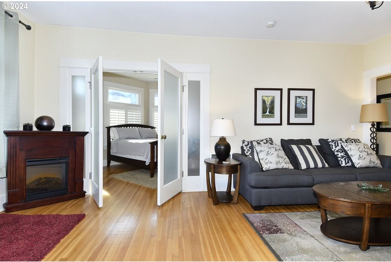 654 Sw Grant St #303 - Photo 5 of 13