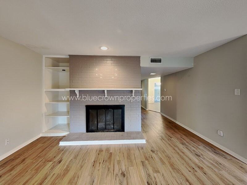 2414 S Graham Dr - Photo 2 of 15