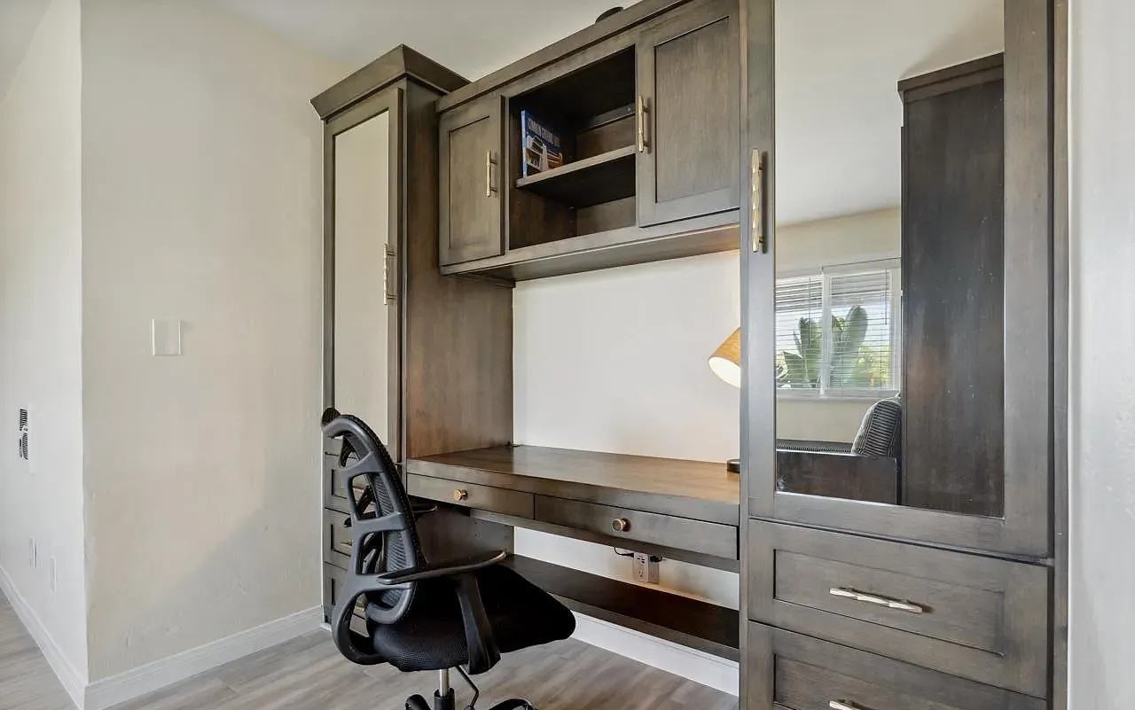 415 Gravilla St #21 - Photo 7 of 11