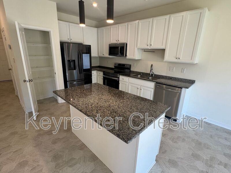 11425 Claimont Mill Dr - Photo 4 of 16