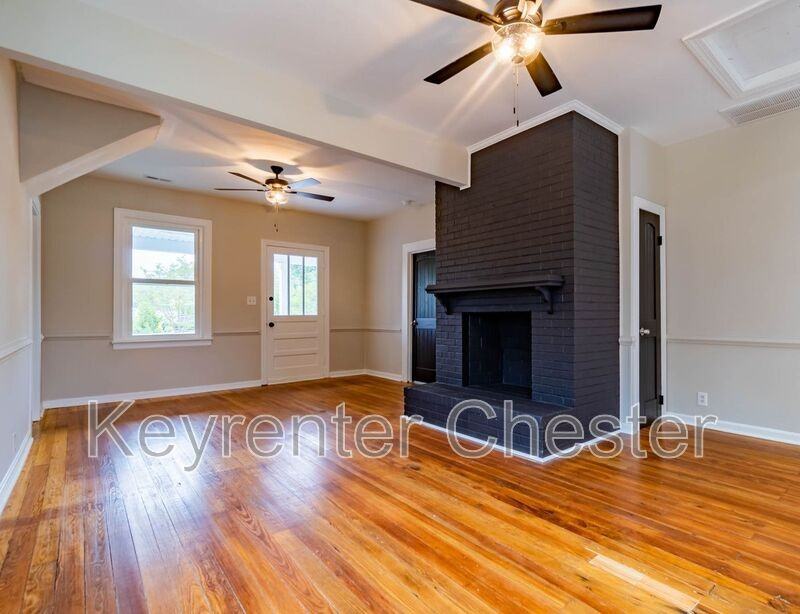 3502 Oaklawn Blvd - Photo 3 of 18