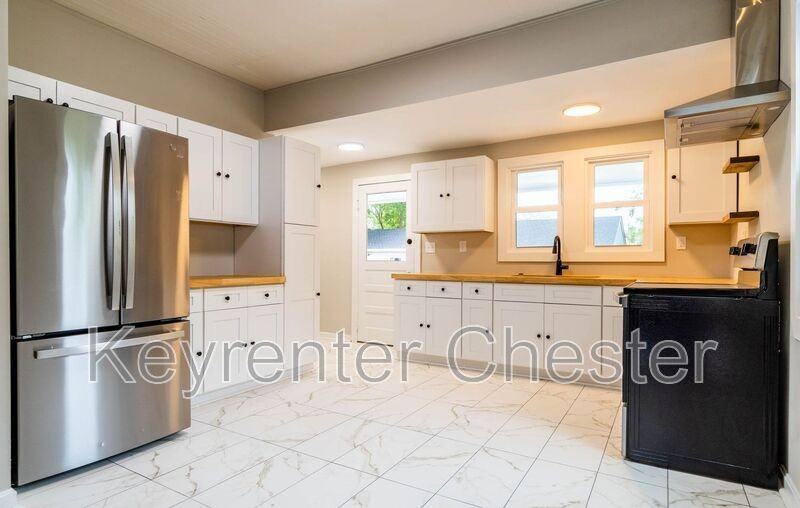 3502 Oaklawn Blvd - Photo 4 of 18
