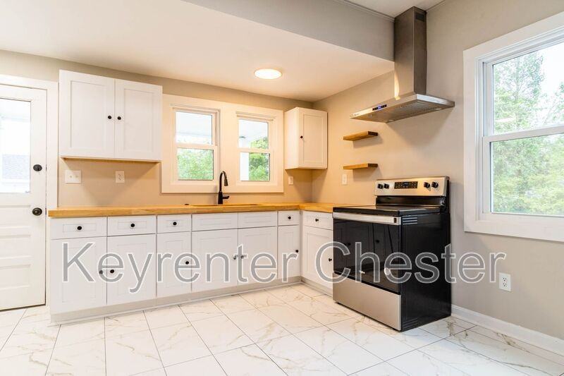 3502 Oaklawn Blvd - Photo 5 of 18